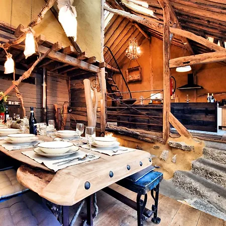 In Durbuy With Sauna & Garden, Cleaning Included Oppagne